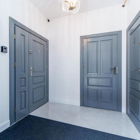 Rint - Zlota 8 Aparthotel Bialystok Bagian luar foto