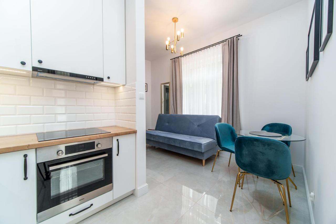 Rint - Zlota 8 Aparthotel Bialystok Bagian luar foto