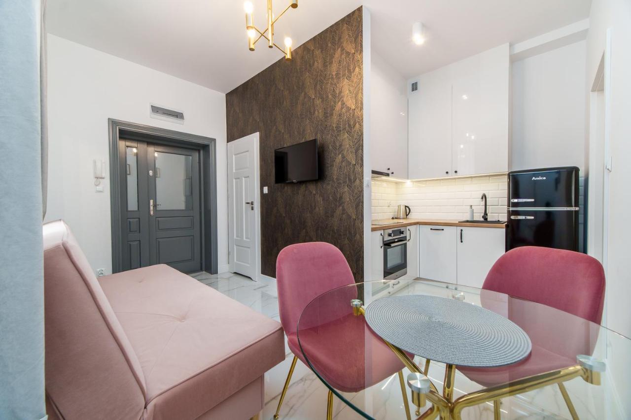 Rint - Zlota 8 Aparthotel Bialystok Bagian luar foto